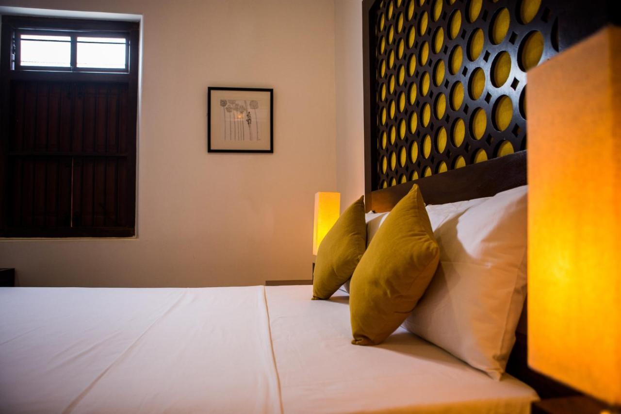 Thambu Illam Hotel จาฟนา ภายนอก รูปภาพ
